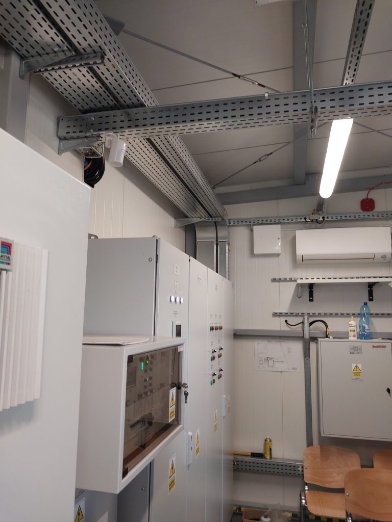 Kompleksowe realizacje instalacji elektrycznych i AKPiA